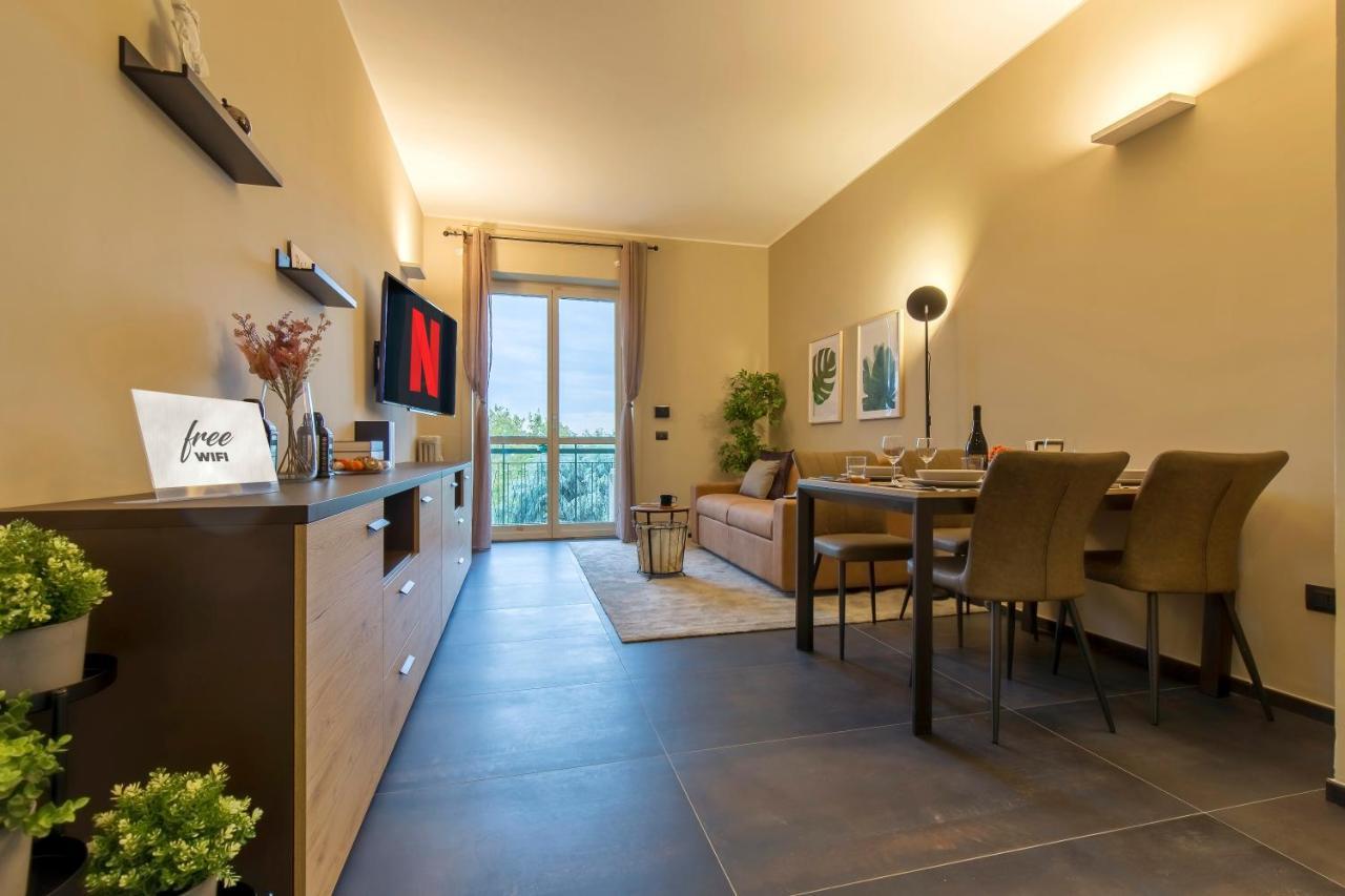 Modern & Bright 2 Bedroom Flat 50M From M4 Stop Mailand Exterior foto